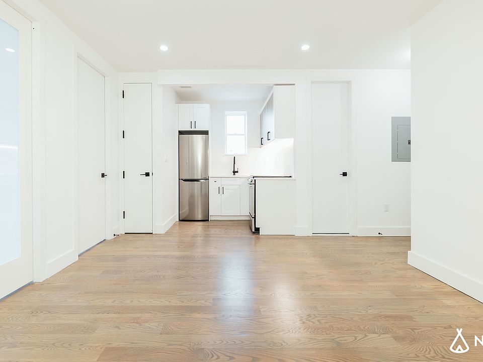 1st image of 282 E 32nd St #3R
