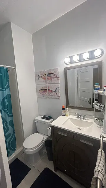 4 bed, 1400 sqft, $4,250 — Photo 4
