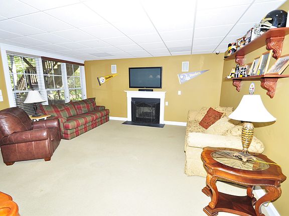 5th image of 9615 Hillspring Dr #429