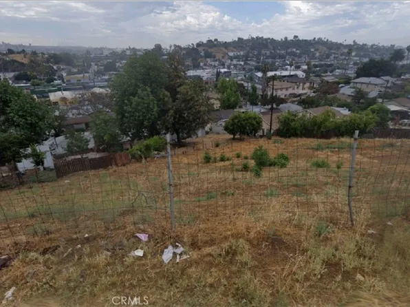 2806 Round Dr, Los Angeles, CA 90032