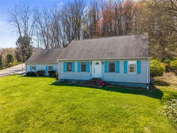 1242 La Belle Vue Rd, Vandergrift, PA 15690