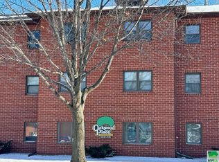 1317 Seneca St APT 307, Storm Lake, IA 50588