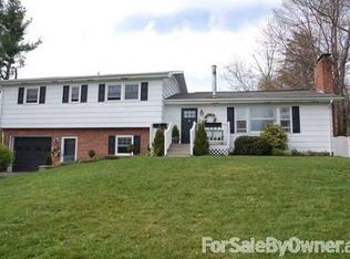 145 Juniper Ln, Boone, NC 28607