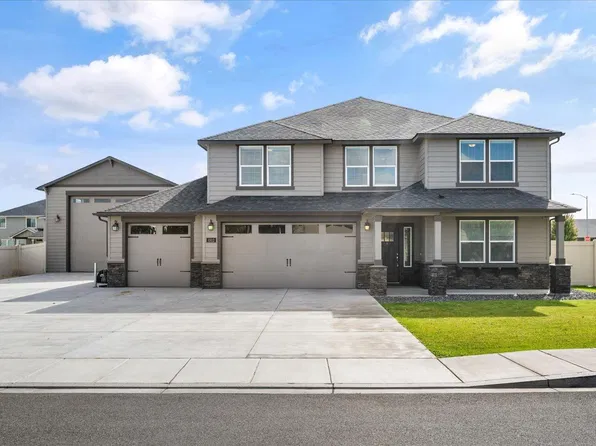 1102 Amber Ave, West Richland, WA 99353
