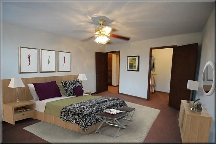 Lynwood Pointe — Photo 4