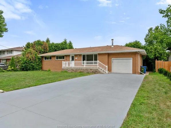 970 Morand St, Windsor, ON N9G 1J4