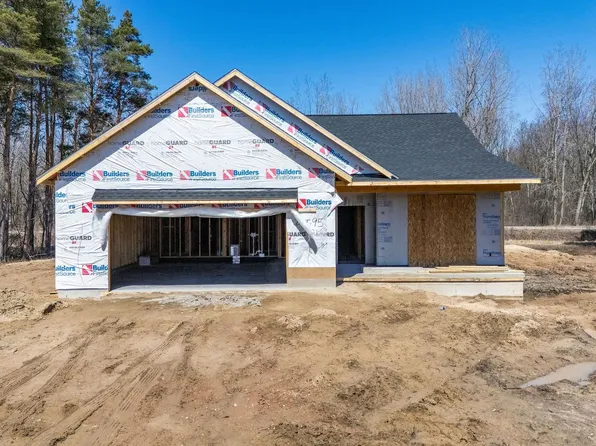 3121 Apple Ridge Ct, Midland, MI 48642