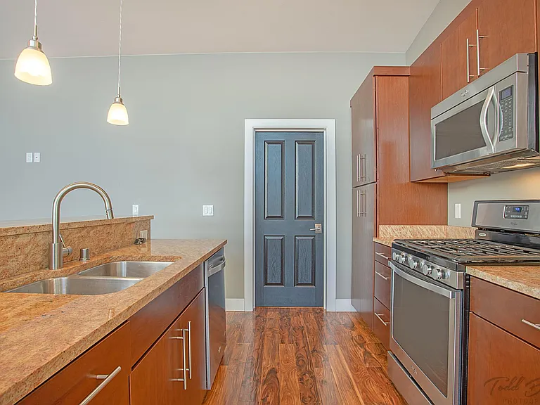 2907 E Palmdale Dr #1 — Photo 15