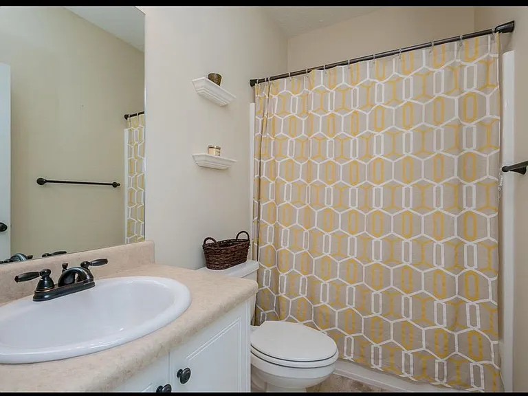 866 Westlawn Dr — Photo 11