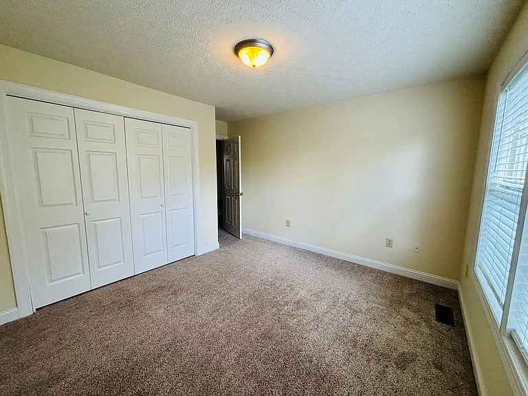 305 Silver Leaf Dr — Photo 16