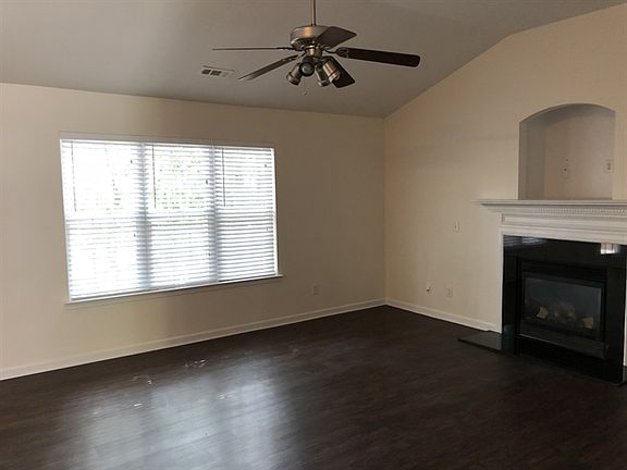 3rd image of 9206 Royal Highlands Ct
