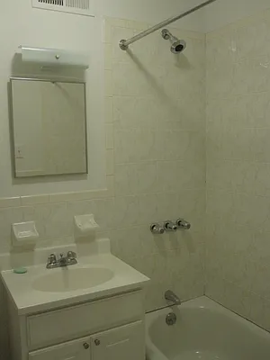 Rented by Donawald Realty INC | media 8