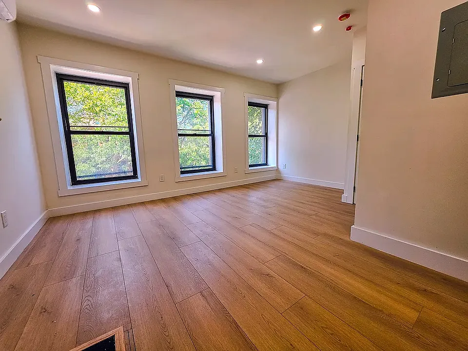 20 Hancock St #2F