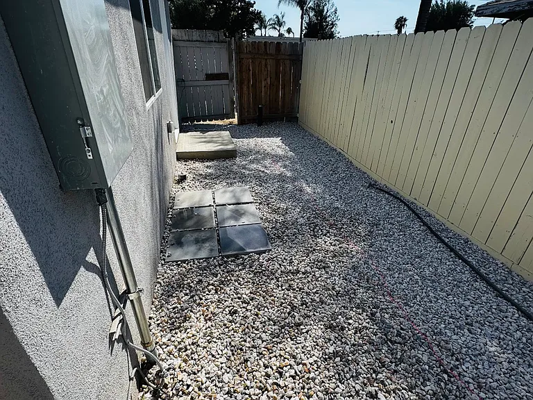 3047 Mary St — Photo 3