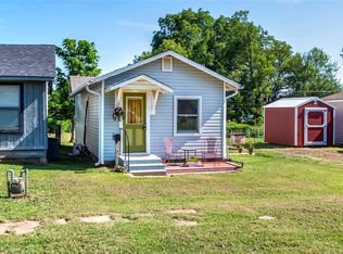 205 E 2nd St, Stroud, OK 74079