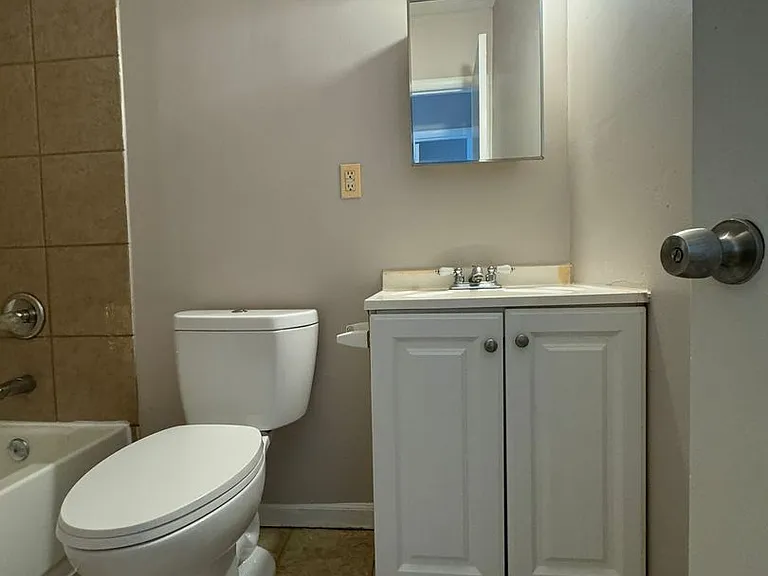 3908 Groveland Ave — Photo 8