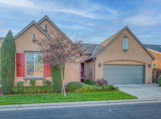 1764 N McPherson Ln, Clovis, CA