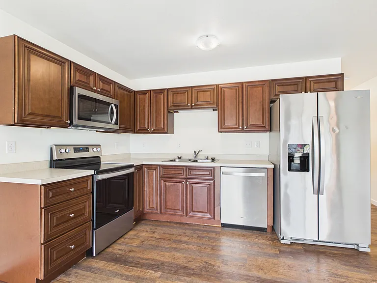 330 Park Way #B — Photo 6