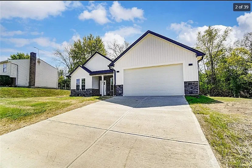 312 Skinner Drive - 1 — Photo 2