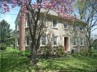 3420 W Walker Rd, Walnutport, PA 18088