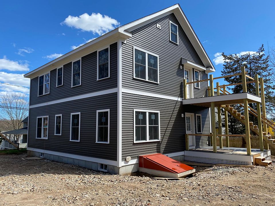 Exterior, private deck/balcony.