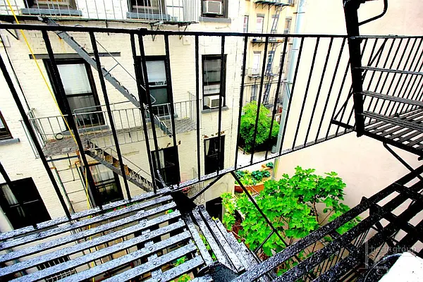 Rented by Hecht Group | media 31