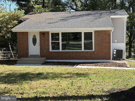 2nd image of 3433 Rolling View Ct