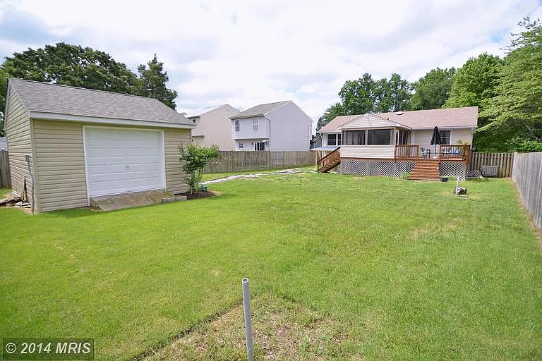 8459 Byrd Rd photo 1