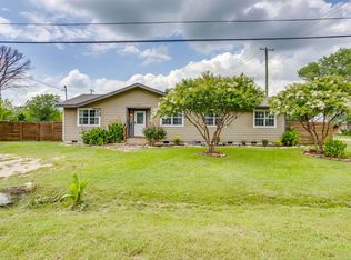 203 E Henderson St, Itasca, TX 76055