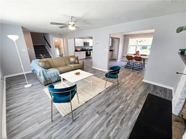 2216 Deep Creek Blvd, Portsmouth, VA 23704