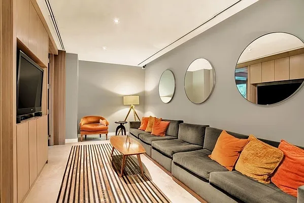 Rented by Platinum Properties | media 34