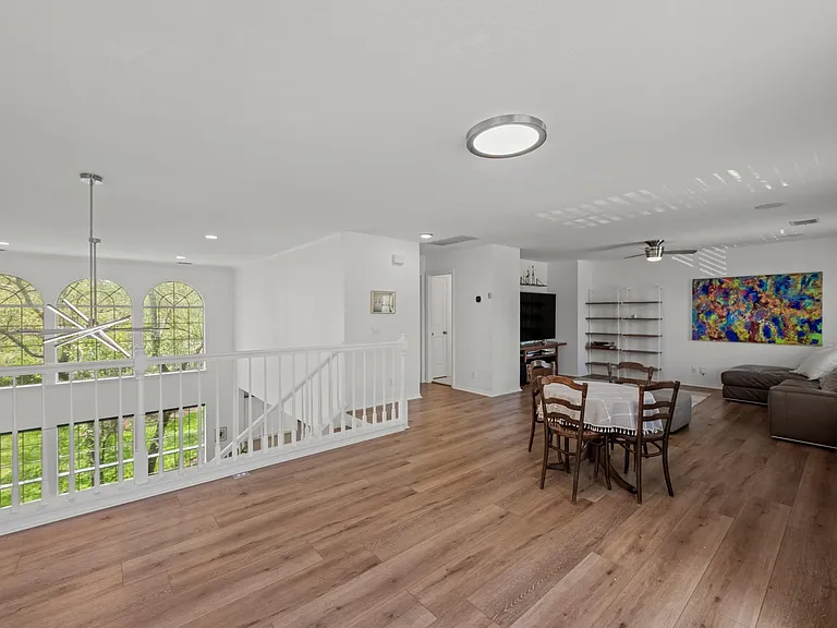12329 Pleasant Hill Ct — Photo 19