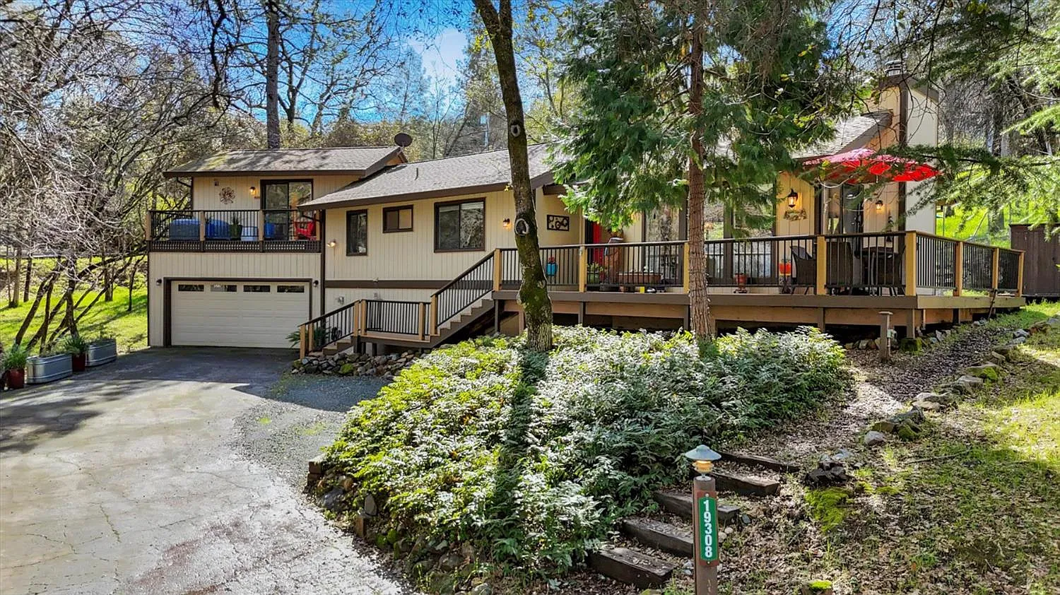 19308 Explorer Ct photo 1