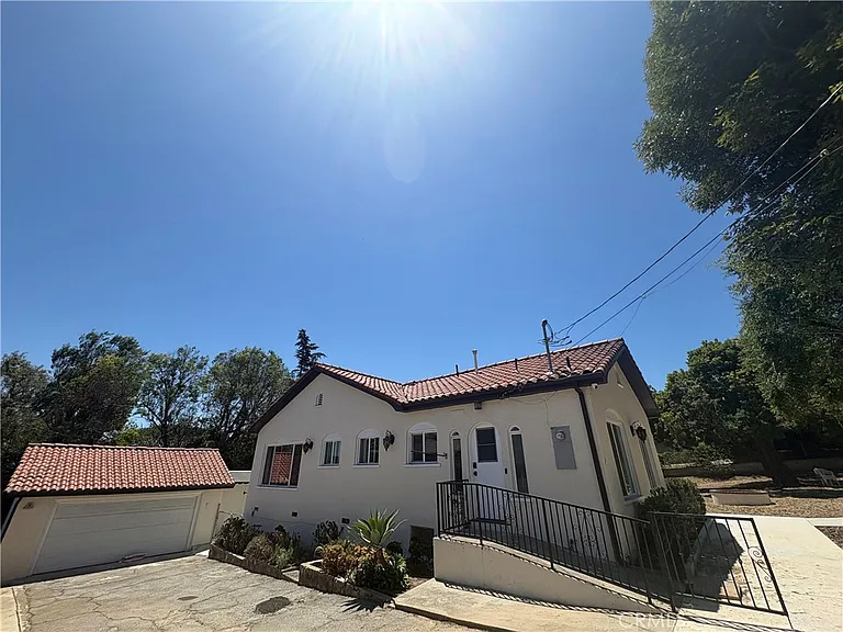 26356 Monte Vista Ave — Photo 16