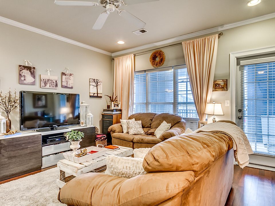 1st image of 700 15th Street #3205