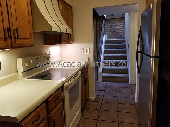 5th image of 2765 N Treat Ave
