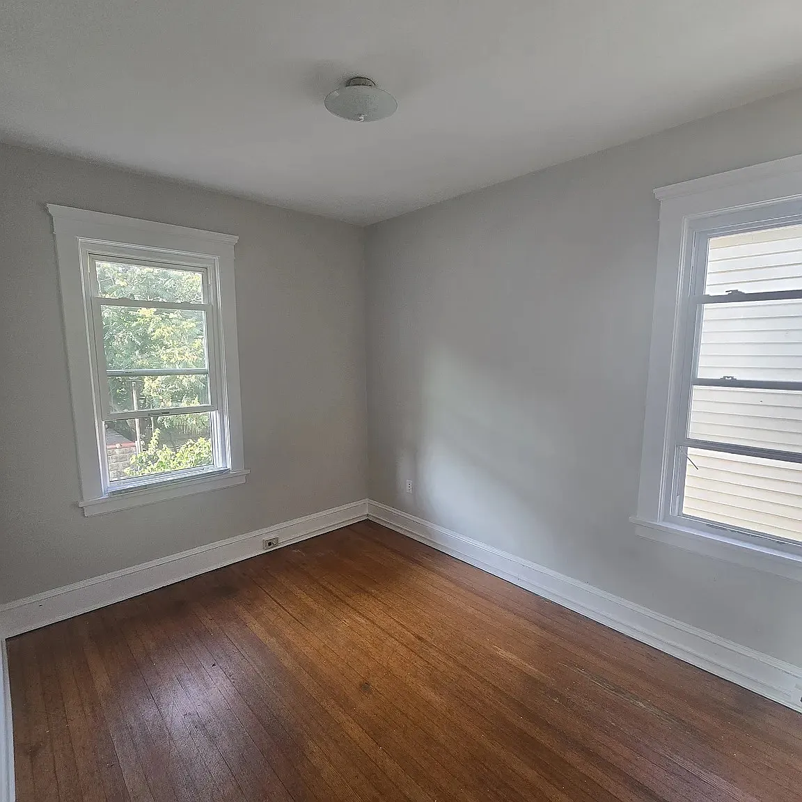 4 bed, 2500 sqft, $2,875 — Photo 3