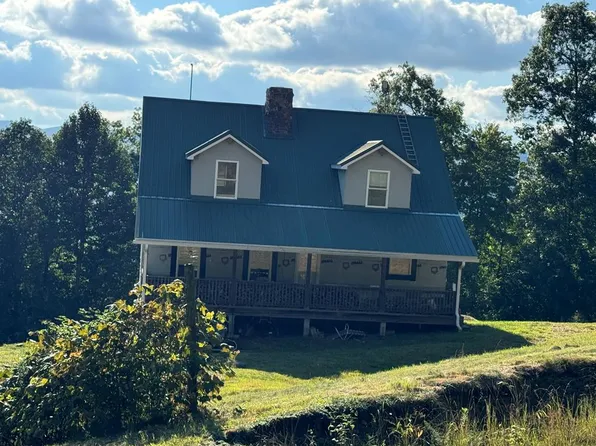 1215 E Fork Ln, Bastian, VA 24314