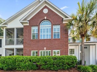 121 Golf View Ln, Summerville, SC 29485