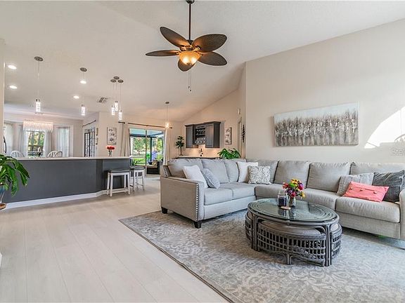 4th image of 5813 Pauma Pl