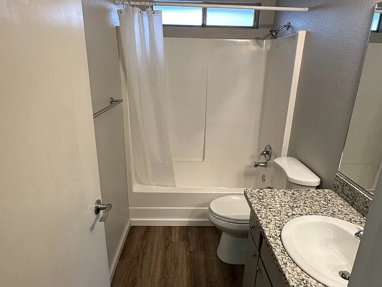 346 Pleasant St #1 — Photo 6