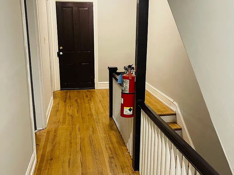 110 E Main St #2A — Photo 25