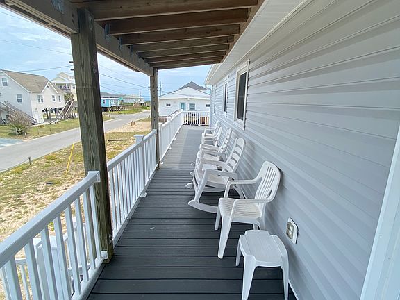 SIDE PORCH, OCEAN VIEW 500 FT