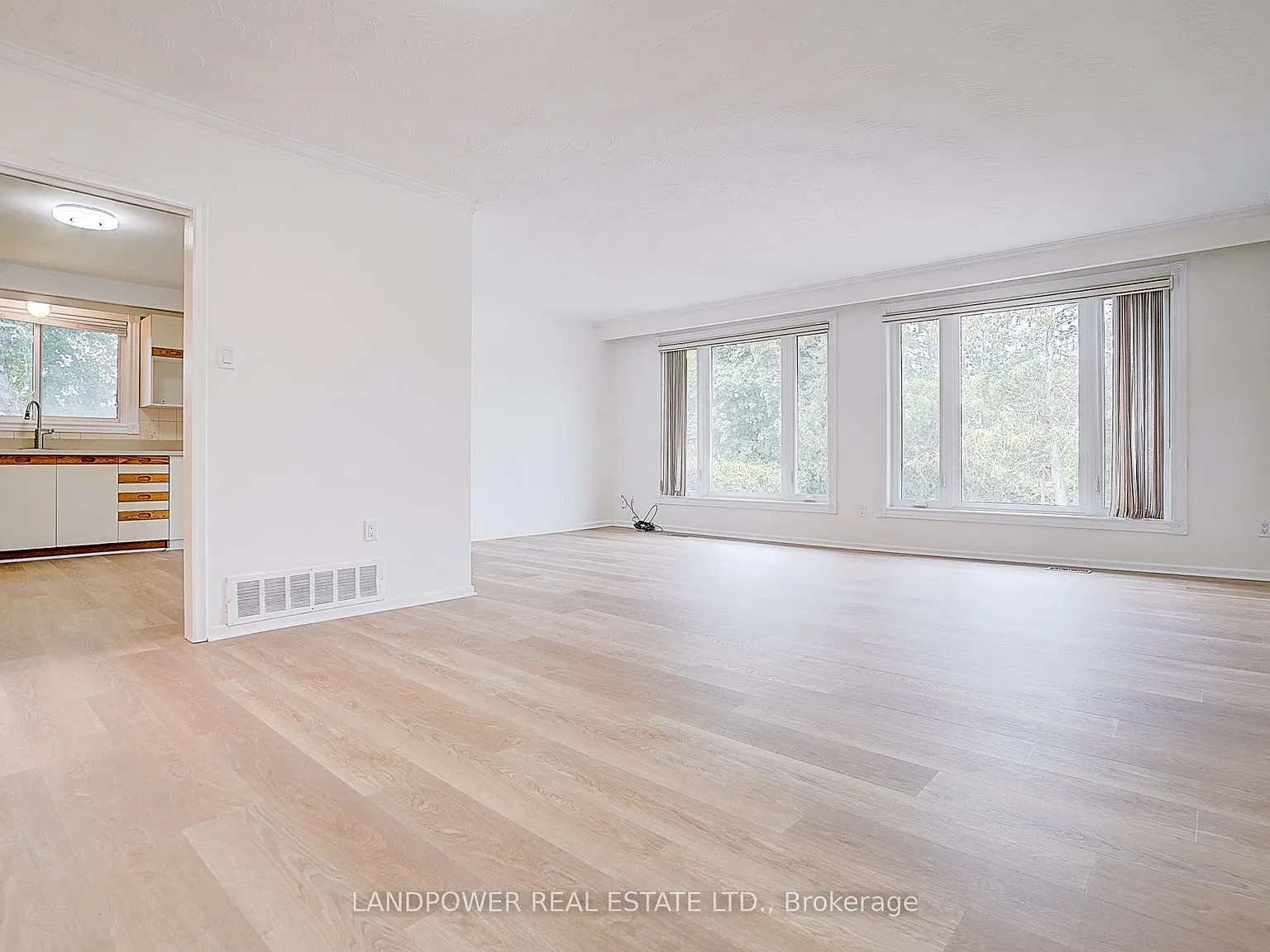 4 bed, $3,600 — Photo 4