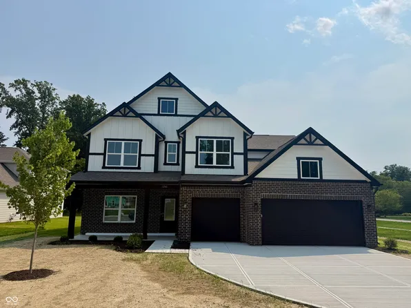 5765 Chadwick Dr, Pendleton, IN 46064