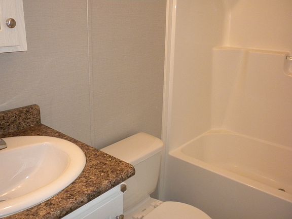 4th image of 765 S River Rd #0