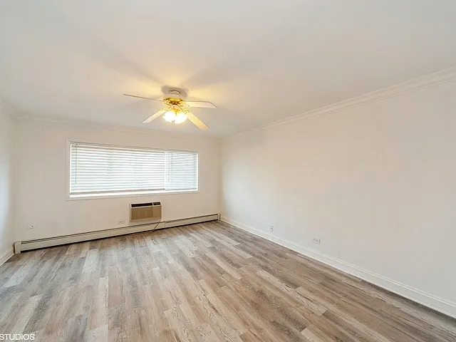 700 W Dempster St #G1 — Photo 6