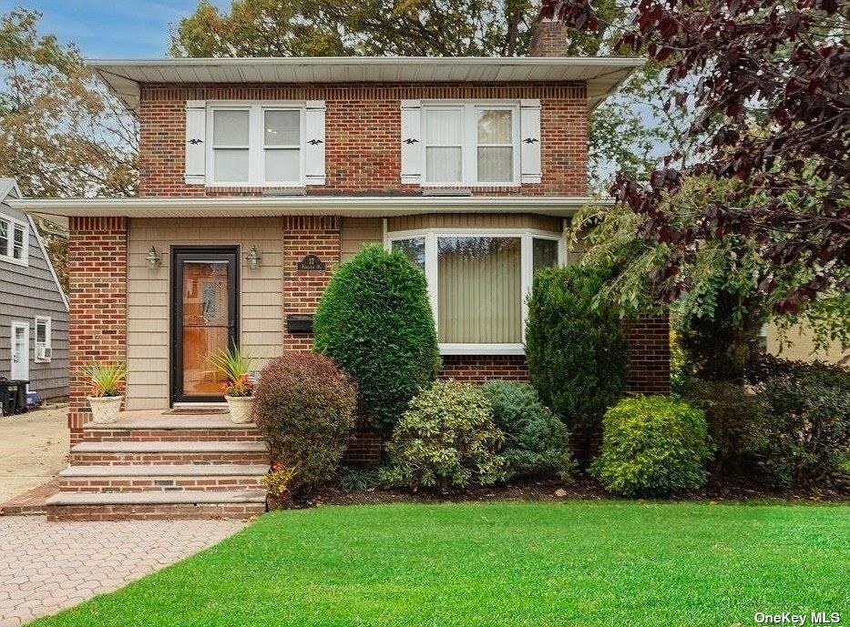17 Parkview Place, Malverne, NY 11565 Zillow
