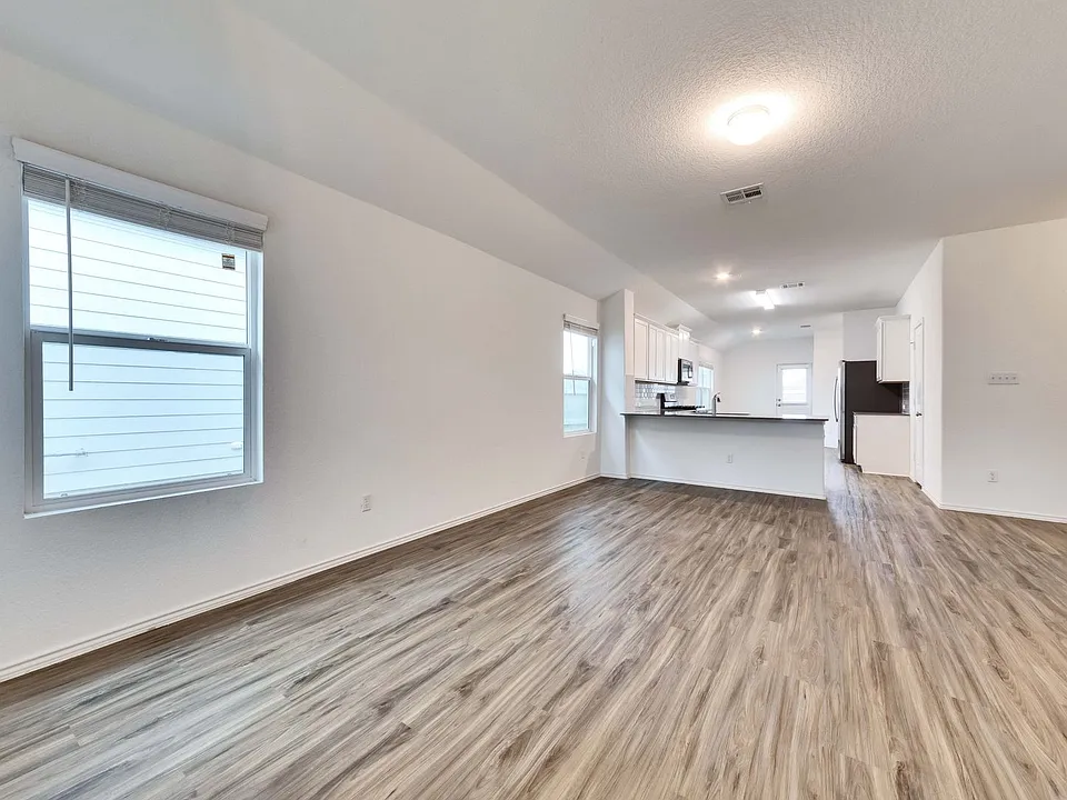 221 Majestic Cedar Dr