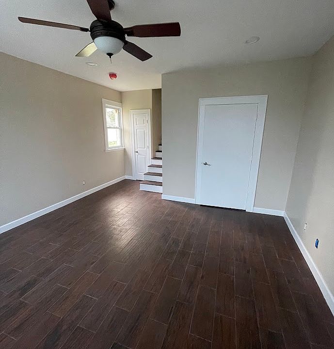 Store front office/ living space with half bath.